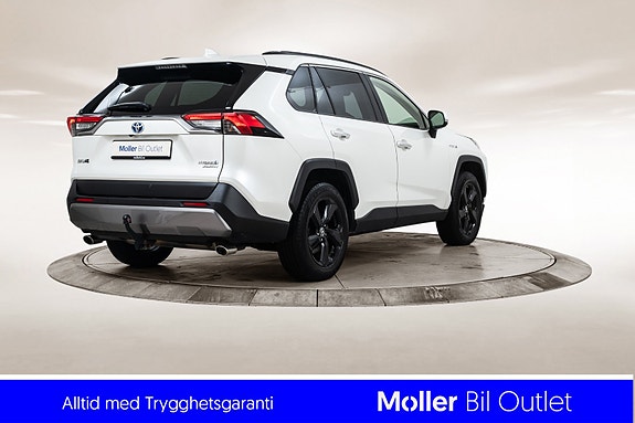 Toyota RAV4 5 of 24