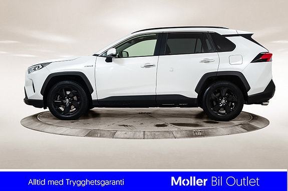 Toyota RAV4 2 of 24