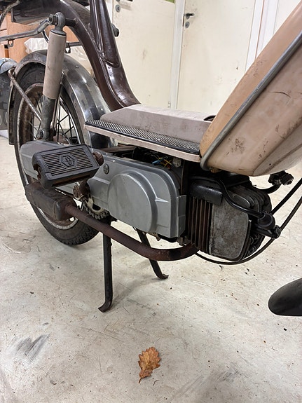 Vespa Bravo 3 of 9