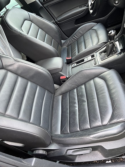 Volkswagen Golf VII 11 of 13