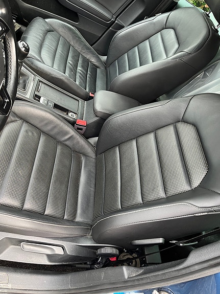 Volkswagen Golf VII 10 of 13