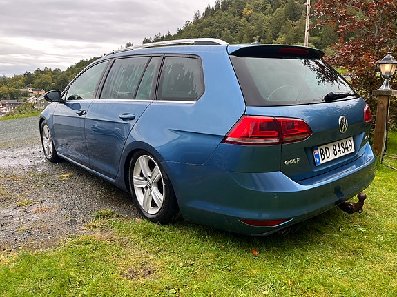Volkswagen Golf VII 2 of 13