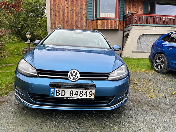 Volkswagen Golf VII 8 of 13
