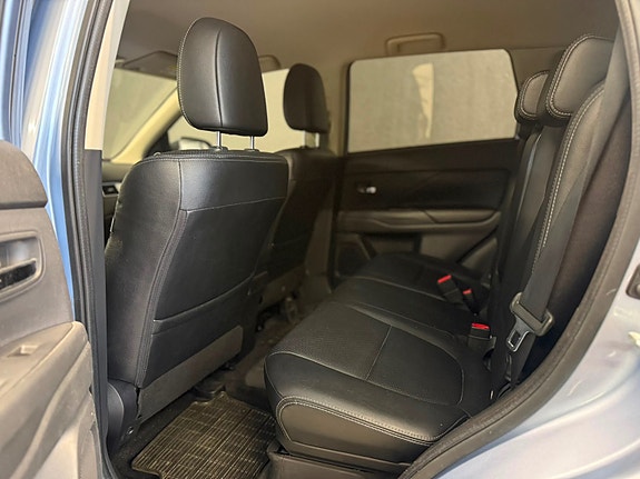 Mitsubishi Outlander 26 of 26