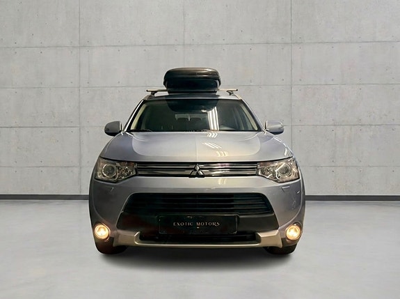 Mitsubishi Outlander 3 of 26