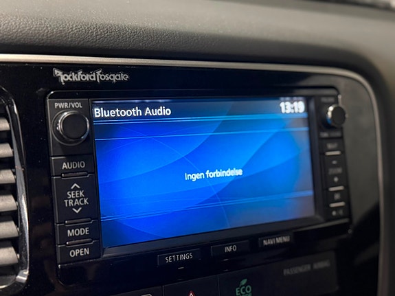 Mitsubishi Outlander 21 of 26
