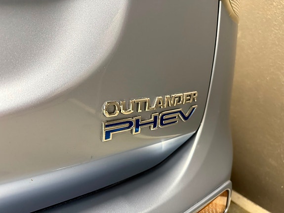 Mitsubishi Outlander 8 of 26