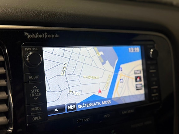 Mitsubishi Outlander 18 of 26