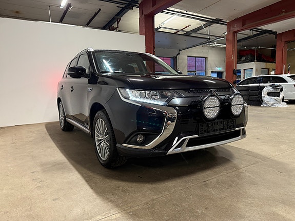 Mitsubishi Outlander 5 of 30