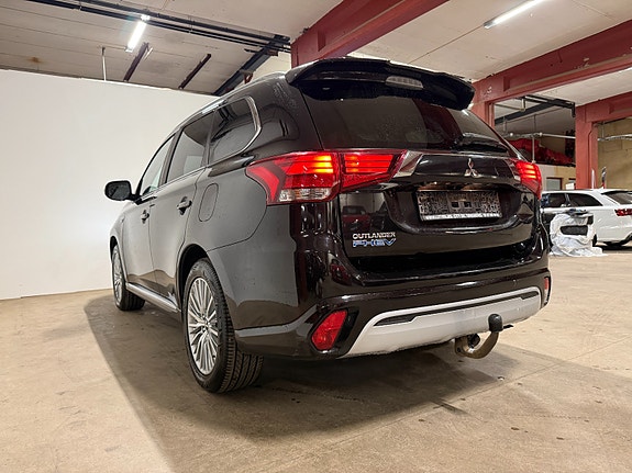 Mitsubishi Outlander 14 of 30