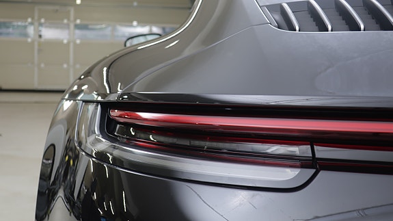 Porsche 911 Carrera 4S 29 of 30