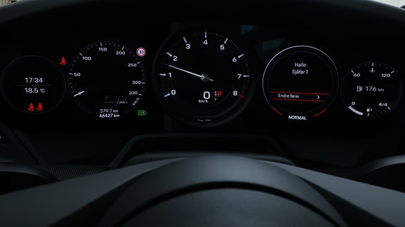 Porsche 911 Carrera 4S 12 of 30