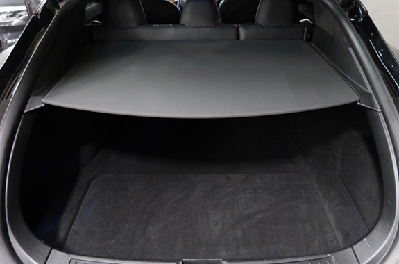 Tesla Model S 22 of 24