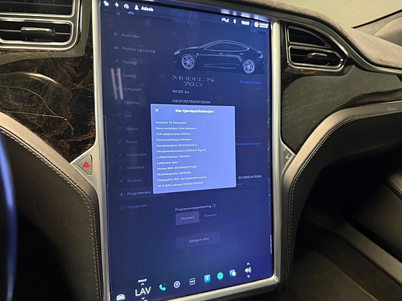 Tesla Model S 15 of 24