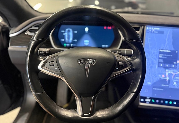 Tesla Model S 10 of 24