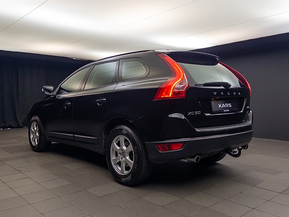 Volvo XC60 9 of 30