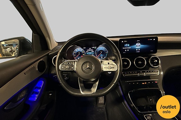 Mercedes-Benz GLC300 de 23 of 28