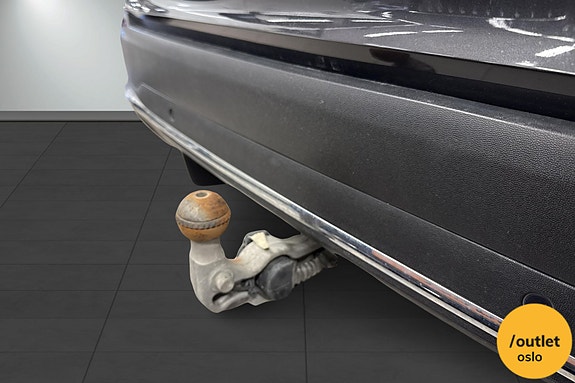 Mercedes-Benz GLC300 de 24 of 28