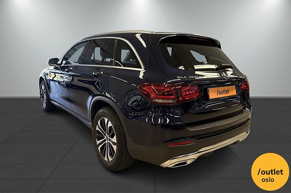 Mercedes-Benz GLC300 de 3 of 28