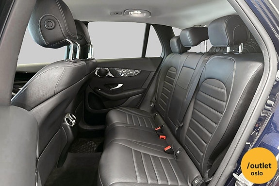 Mercedes-Benz GLC300 de 11 of 28