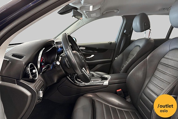 Mercedes-Benz GLC300 de 12 of 28