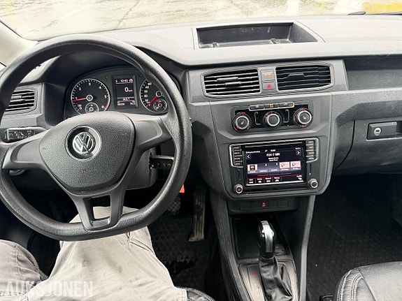 Volkswagen Caddy 13 of 16