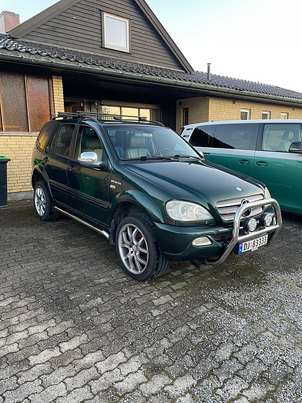Mercedes-Benz ML270 6 of 19