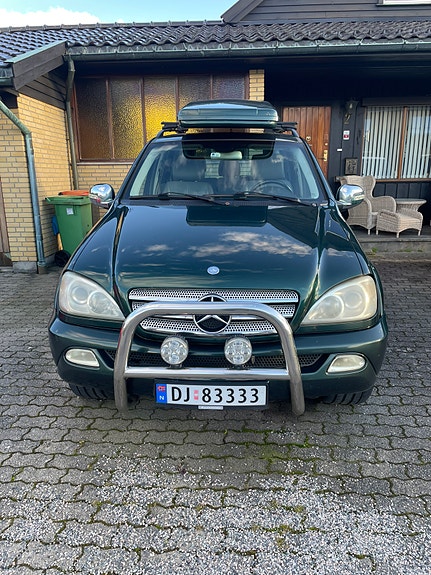 Mercedes-Benz ML270 7 of 19