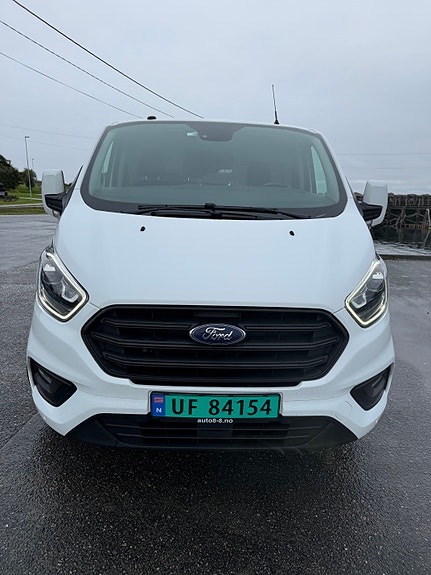 Ford Transit Custom 320L 2 of 19