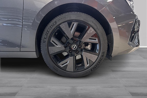 Opel Astra-e 24 of 25
