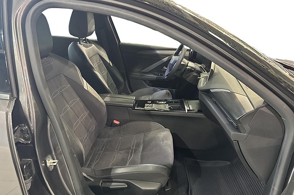Opel Astra-e 23 of 25