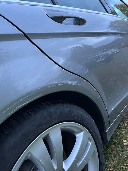 Mercedes-Benz C200 12 of 20