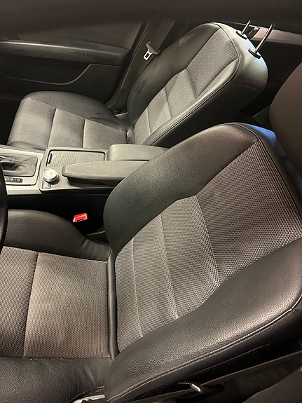 Mercedes-Benz C200 19 of 20