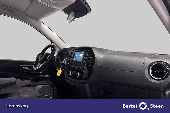Mercedes-Benz Vito 119 14 of 26