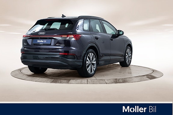Audi Q4 e-tron 5 of 25