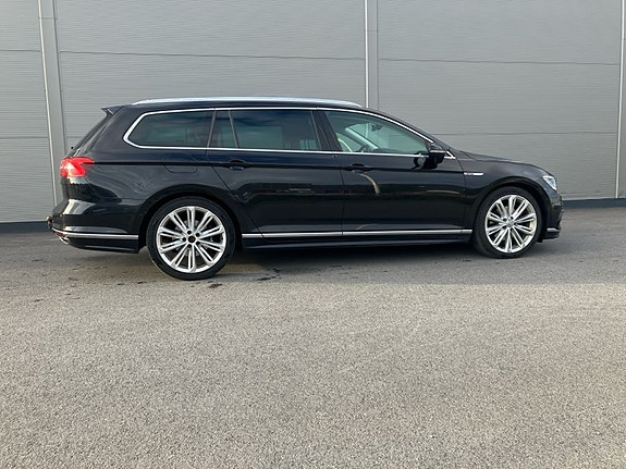 Volkswagen Passat 5 of 11