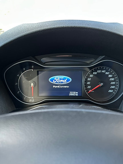 Ford Mondeo 10 of 26