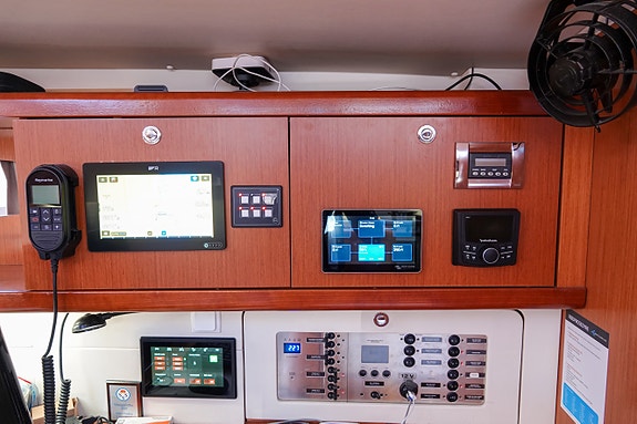 BENETEAU OCEANIS 54  – UNIK LANGTURSEILER MED ELEKTRISK FREMDRIFT 27 of 30