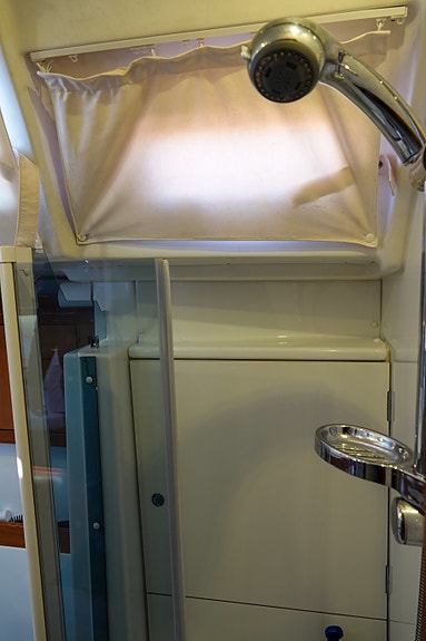 BENETEAU OCEANIS 54  – UNIK LANGTURSEILER MED ELEKTRISK FREMDRIFT 28 of 30