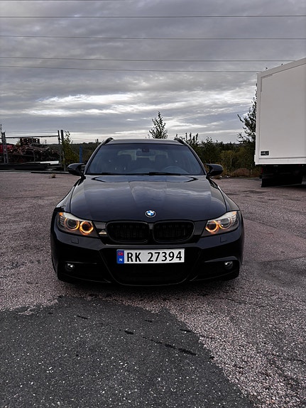 BMW 318d 2 of 20