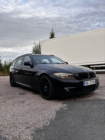 BMW 318d 3 of 20
