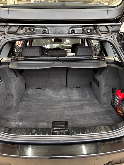 BMW 318d 14 of 20