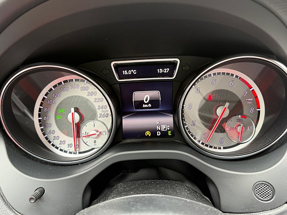 Mercedes-Benz CLA180 28 of 30