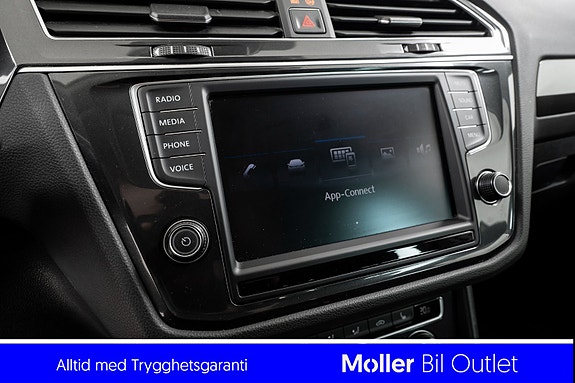 Volkswagen Tiguan 14 of 19