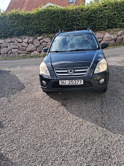 Honda CR-V 2 of 13