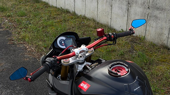 Aprilia TUONO V4 APRC BLACK ABS / Carbon / Påkostet / AR-Slip On 12 of 18
