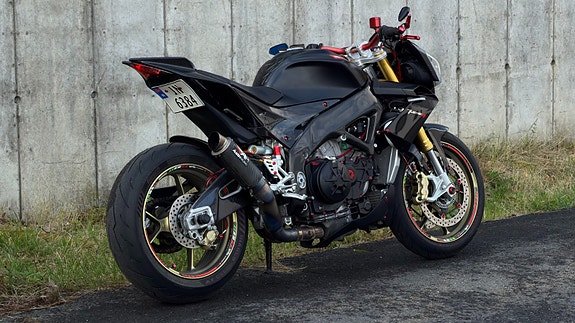 Aprilia TUONO V4 APRC BLACK ABS / Carbon / Påkostet / AR-Slip On 7 of 18
