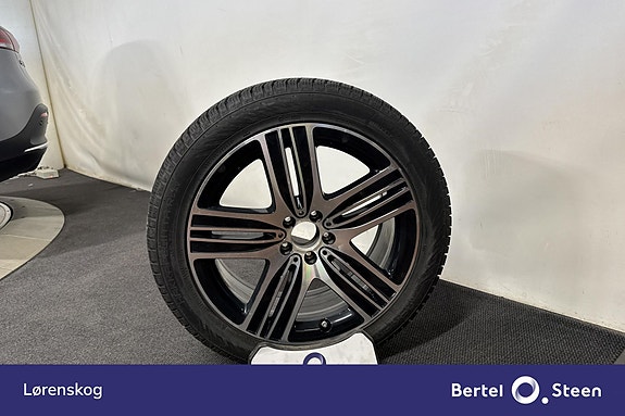 Mercedes-Benz EQC400 29 of 29