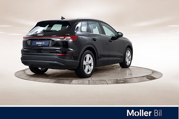 Audi Q4 e-tron 5 of 25