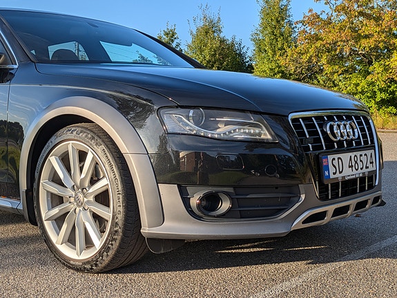 Audi A4 allroad 2 of 30
